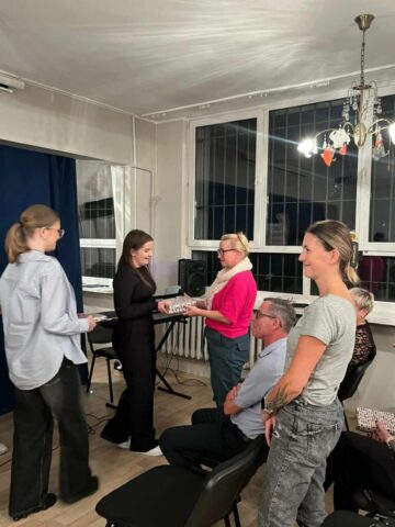 f0ed059f-f7b8-46af-a8dc-5bbfd2b2ef21