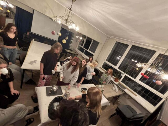 f751a9a8-d53c-4b3e-b223-7ba0ed1b1a83